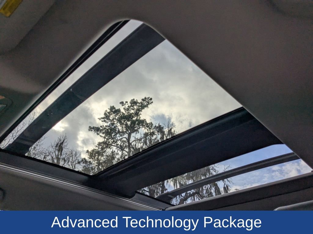 Used 2019 Toyota RAV4 Limited image 18