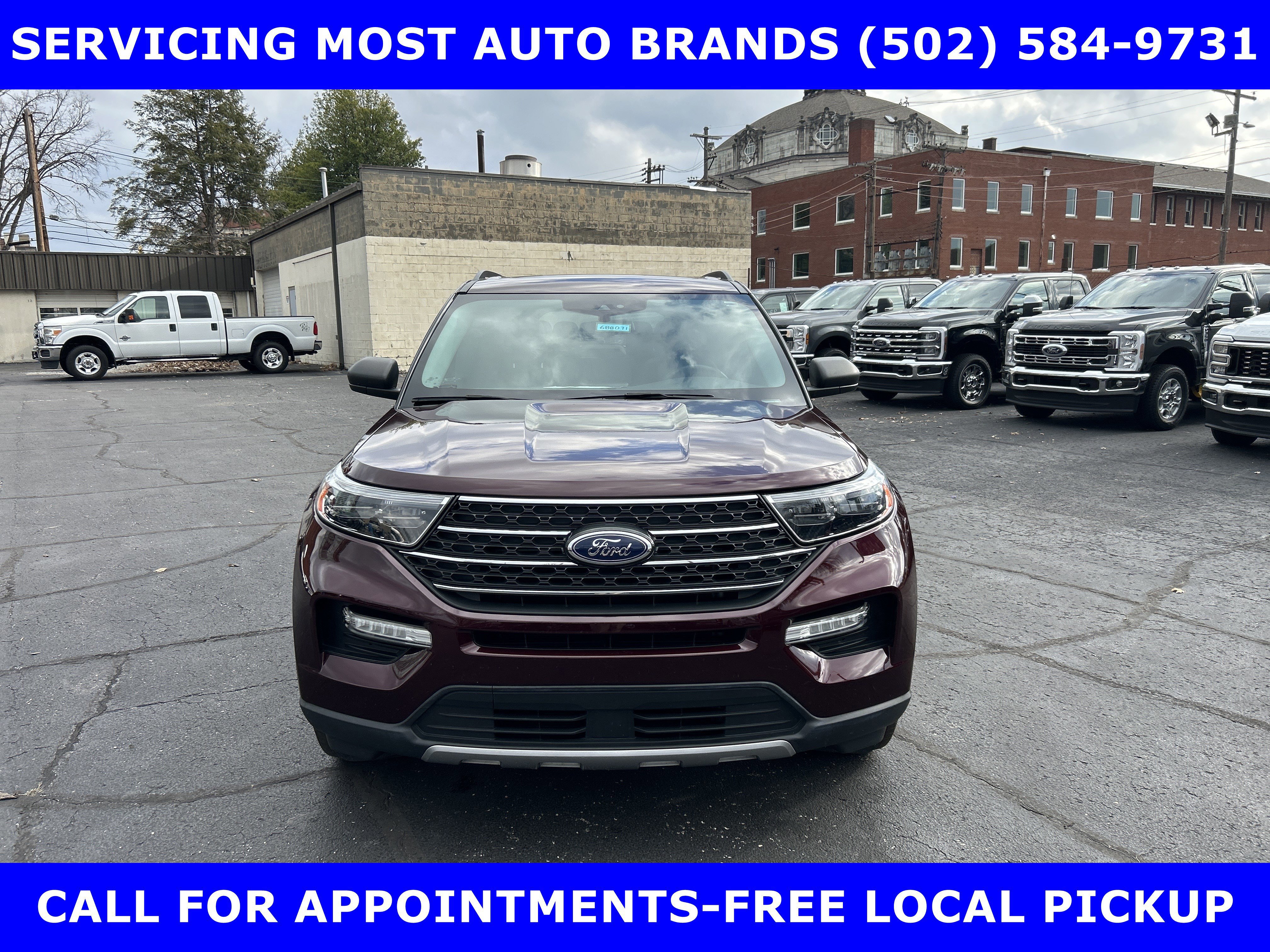 Certified 2022 Ford Explorer XLT w/ Equipment Group 202A image 8