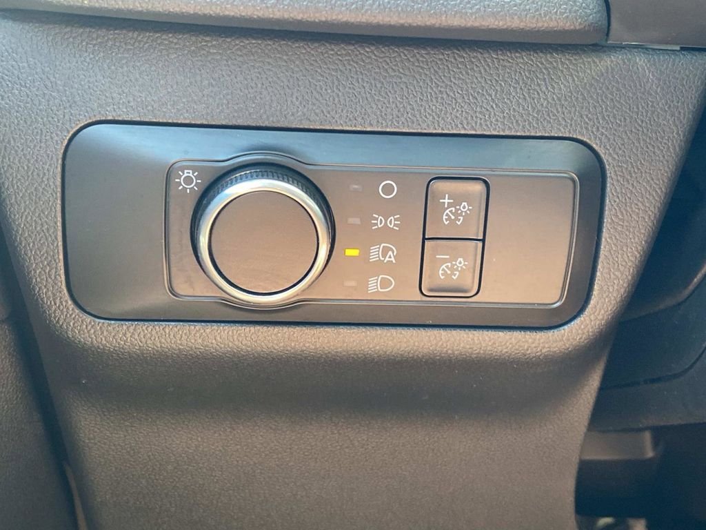 Certified 2025 Ford Escape Active FWD image 31