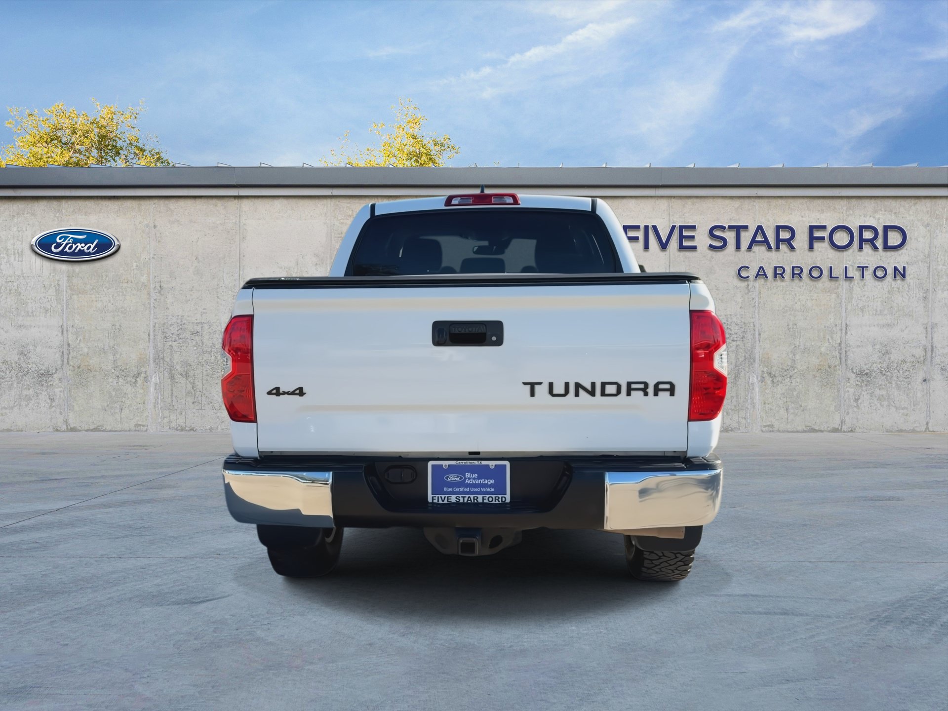 Used 2021 Toyota Tundra SR5 w/ SR5 Leather Package AWD/4WD image 7