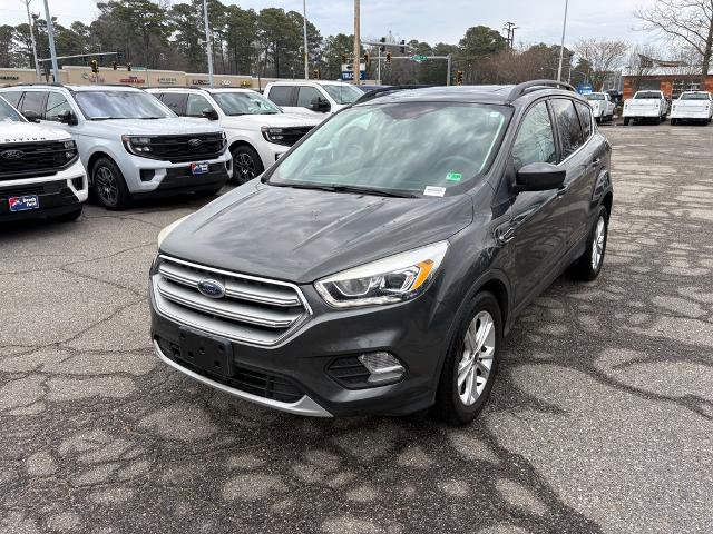 Certified 2017 Ford Escape SE w/ Equipment Group 201A image 1