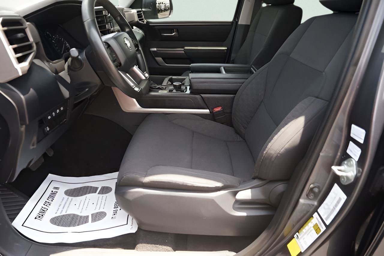 Used 2023 Toyota Tundra SR5 AWD/4WD image 9
