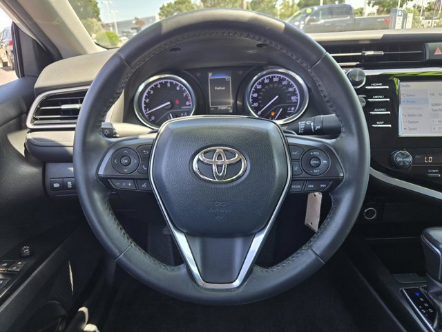 Used 2020 Toyota Camry SE FWD image 13
