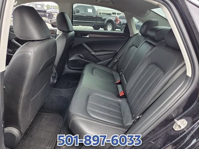 Used 2020 Volkswagen Passat 2.0T SEL FWD image 11