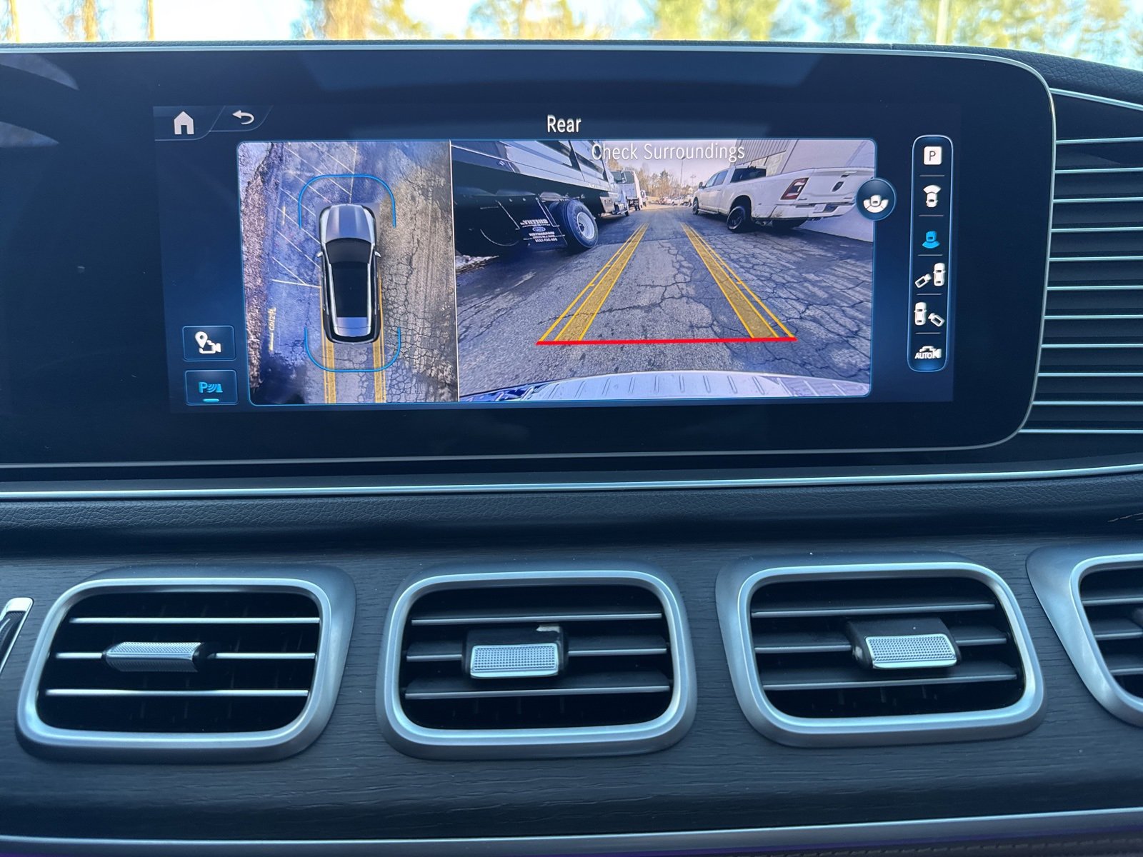 Used 2024 Mercedes-Benz GLE 350 4MATIC image 27