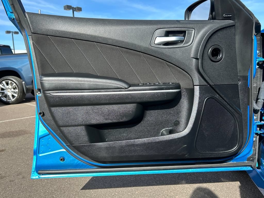 Used 2023 Dodge Charger R/T w/ Harman/Kardon Audio Group RWD image 31