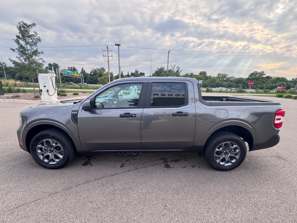 Certified 2026 Ford Maverick XLT w/ Equipment Group 301A AWD/4WD image 8