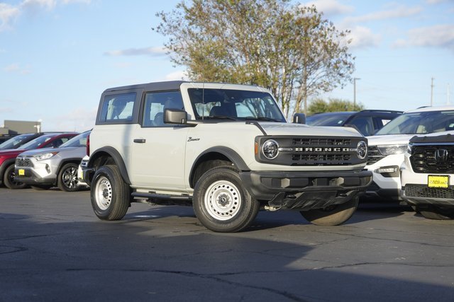Certified 2022 Ford Bronco 2-Door image 2