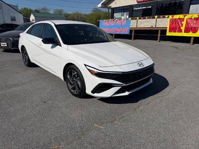 Used 2025 Hyundai Elantra Sport FWD image 7