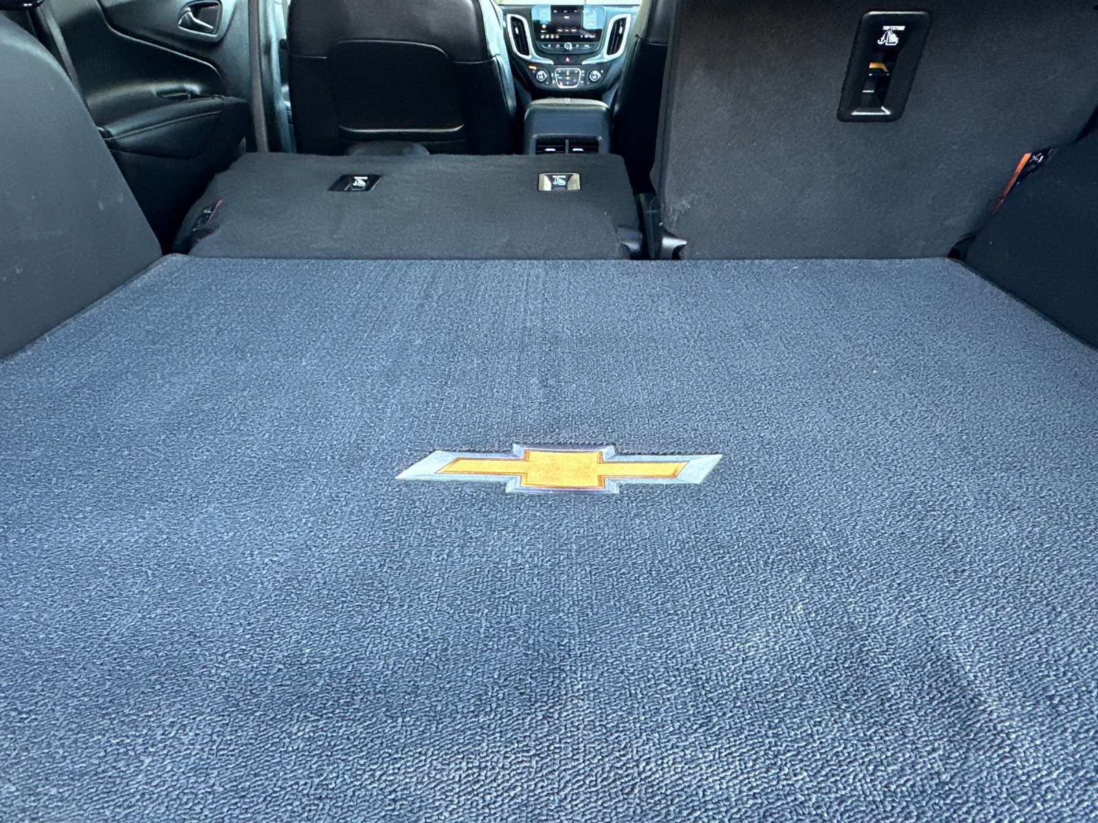 Used 2019 Chevrolet Equinox Premier image 15