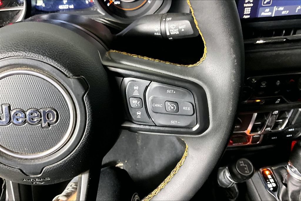 Used 2024 Jeep Gladiator Sport AWD/4WD image 15