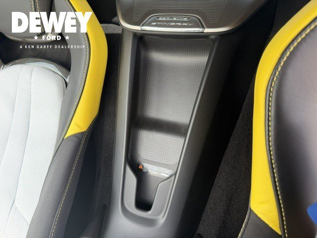 Used 2022 Chevrolet Corvette Stingray Premium Conv w/ Z51 Performance Package RWD image 27