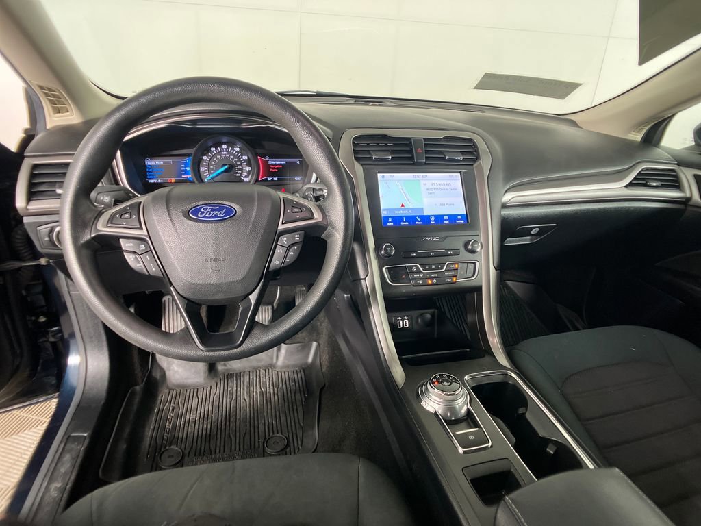 Certified 2020 Ford Fusion SE image 12