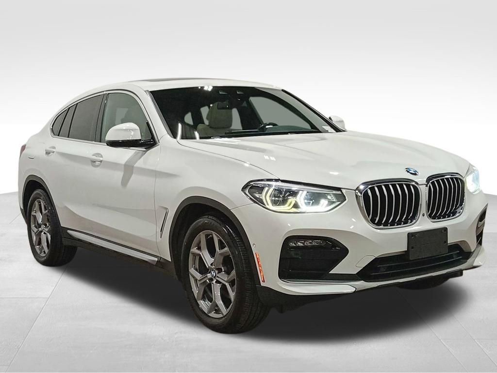 Used 2021 BMW X4 xDrive30i w/ Executive Package image 2