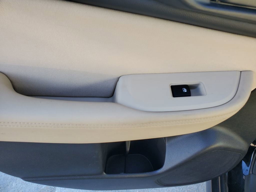 Used 2017 Subaru Outback 2.5i image 11