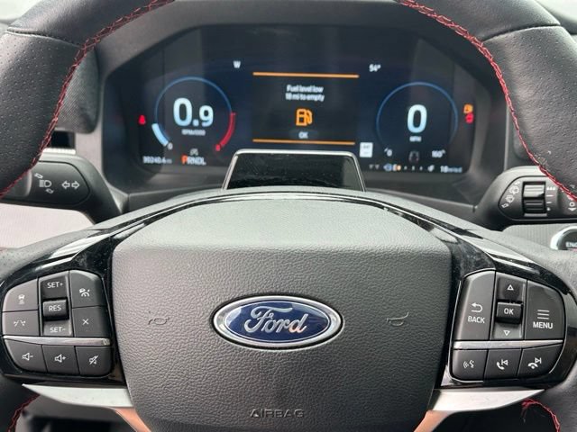 Certified 2025 Ford Explorer ST-Line w/ Premium Package AWD/4WD image 33