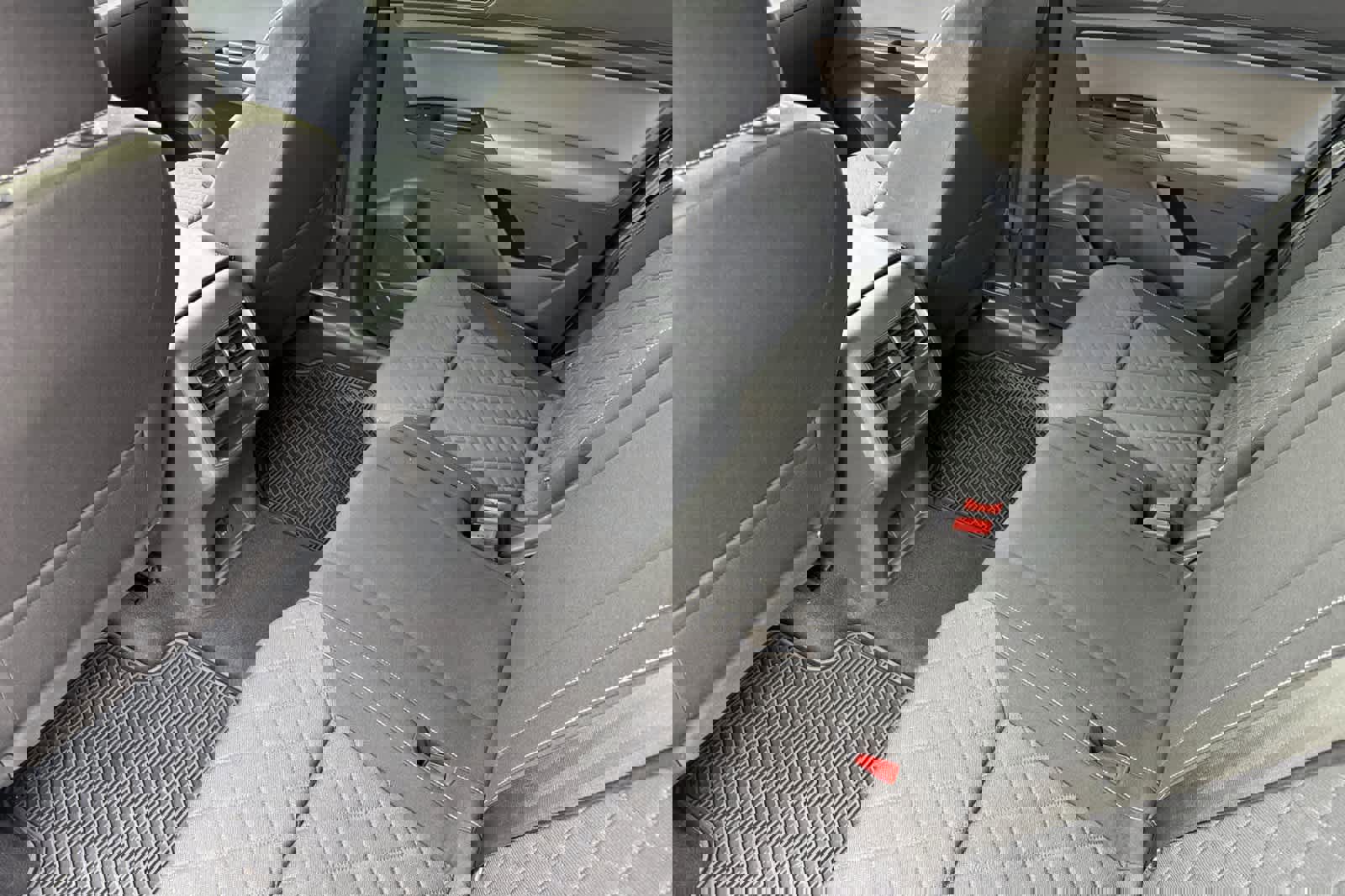 Used 2021 Volkswagen Atlas Cross Sport S image 10