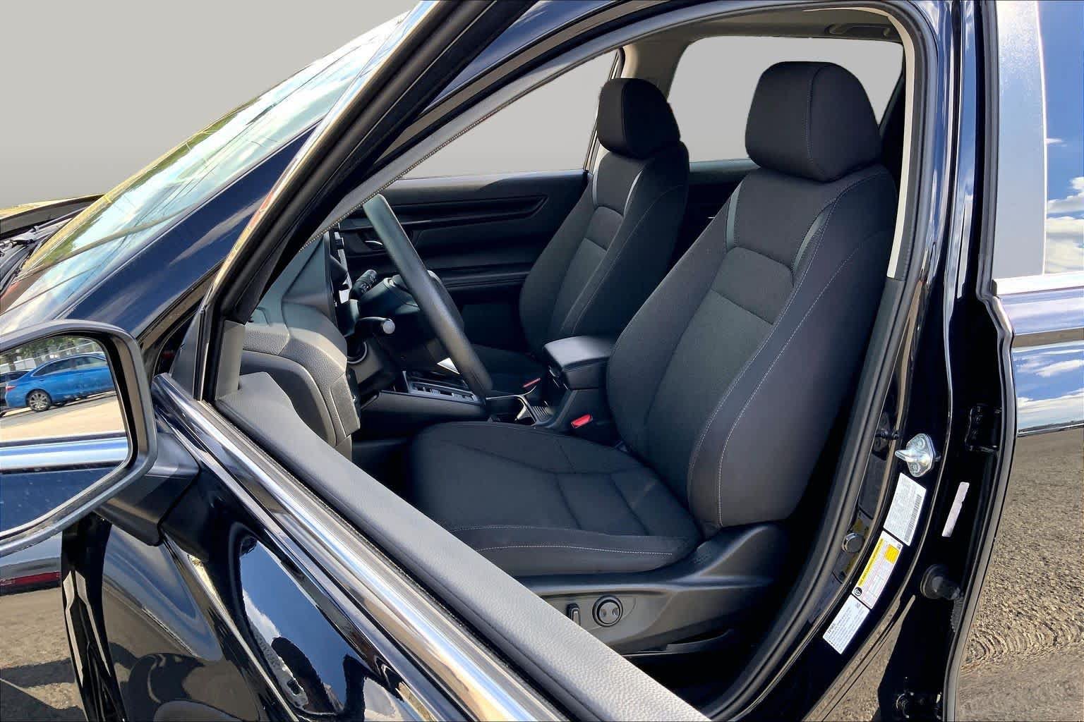 Used 2025 Honda CR-V EX image 8