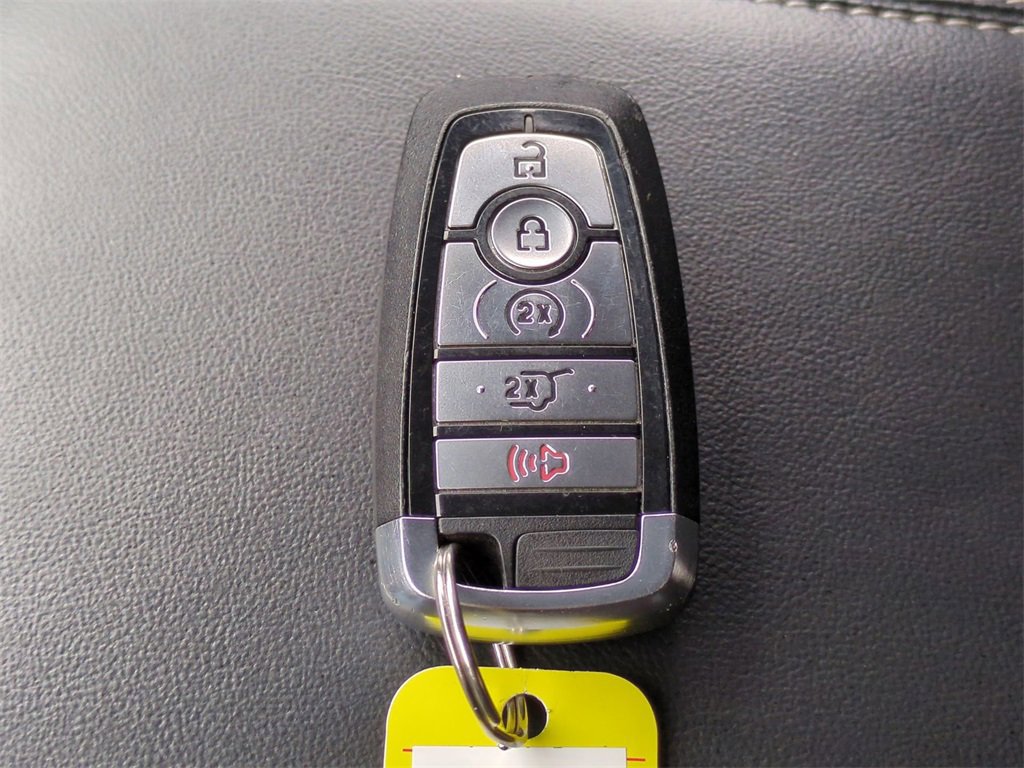 Certified 2022 Ford Explorer XLT w/ Equipment Group 202A image 28