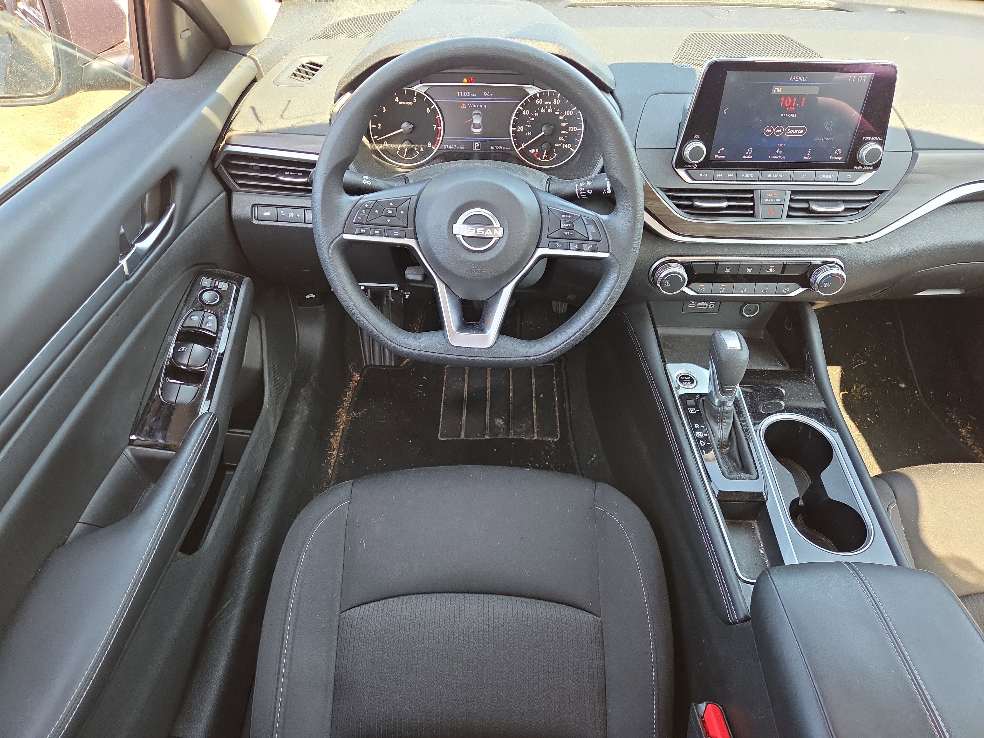 Used 2023 Nissan Altima 2.5 SV FWD image 12