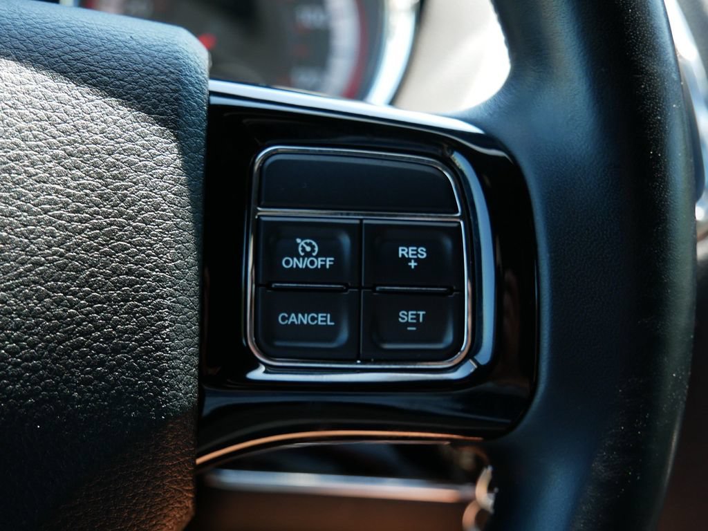 Used 2019 Dodge Grand Caravan SXT FWD image 20