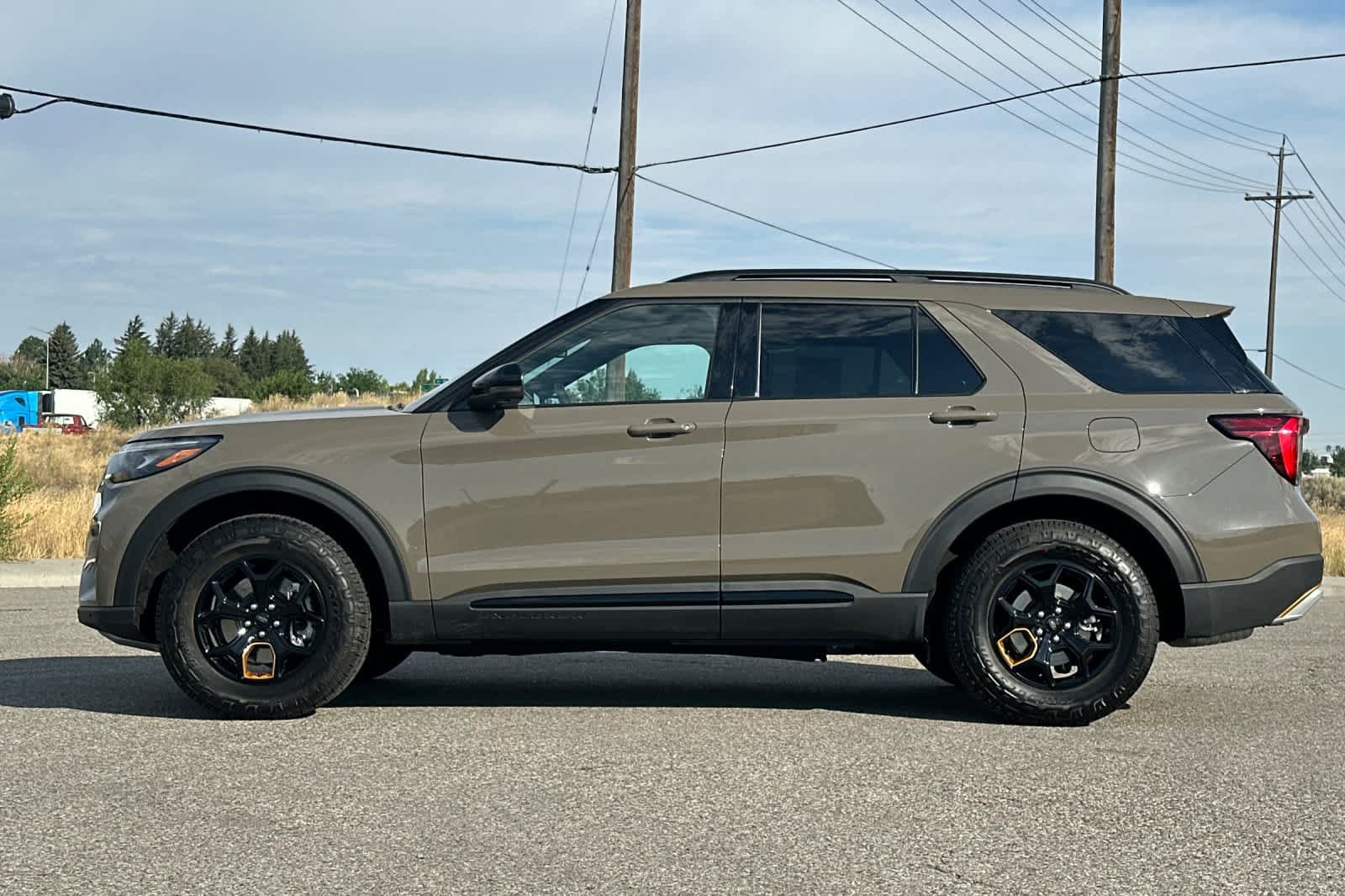 Certified 2026 Ford Explorer Tremor w/ Tremor Ultimate Package AWD/4WD image 5