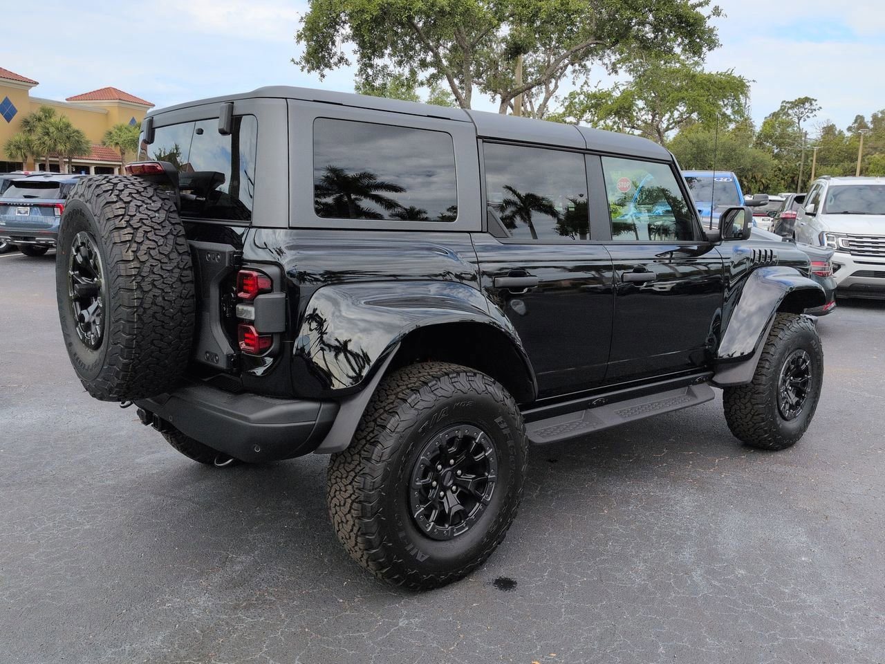 Certified 2024 Ford Bronco Raptor AWD/4WD image 5