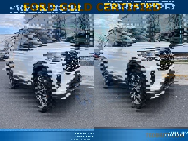 Certified 2025 Ford Explorer Platinum w/ Ultimate Package image 7