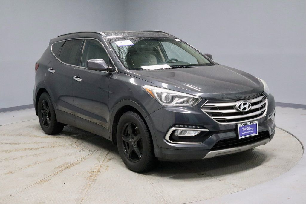 Used 2017 Hyundai Santa Fe Sport image 1