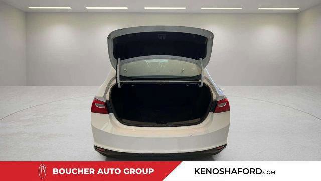 Used 2022 Chevrolet Malibu LS image 9