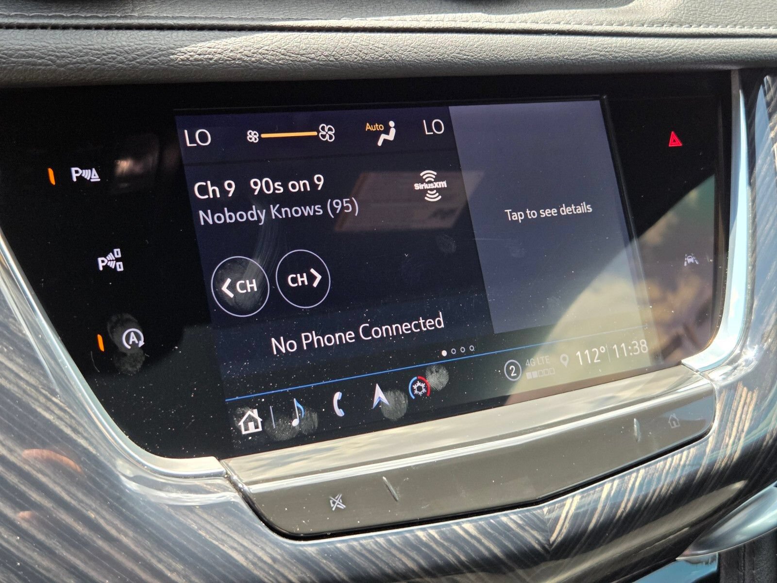 Used 2025 Cadillac XT6 Premium Luxury w/ Technology Package FWD image 22