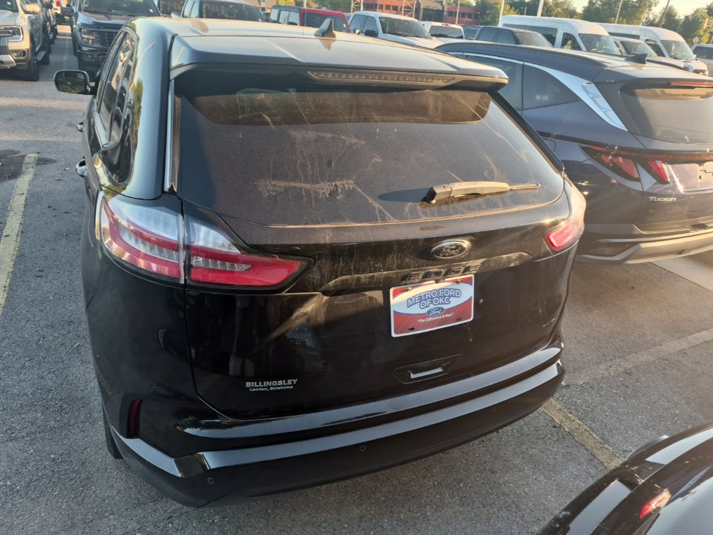Certified 2024 Ford Edge SE w/ Black Appearance Package AWD/4WD image 12