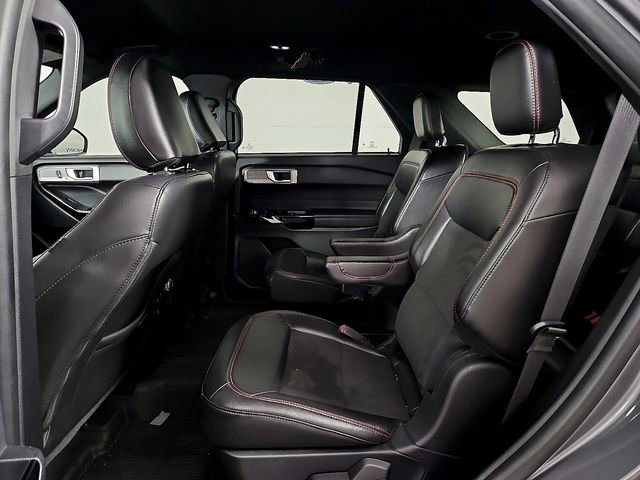Certified 2022 Ford Explorer ST-Line w/ Class IV Trailer Tow Package image 12