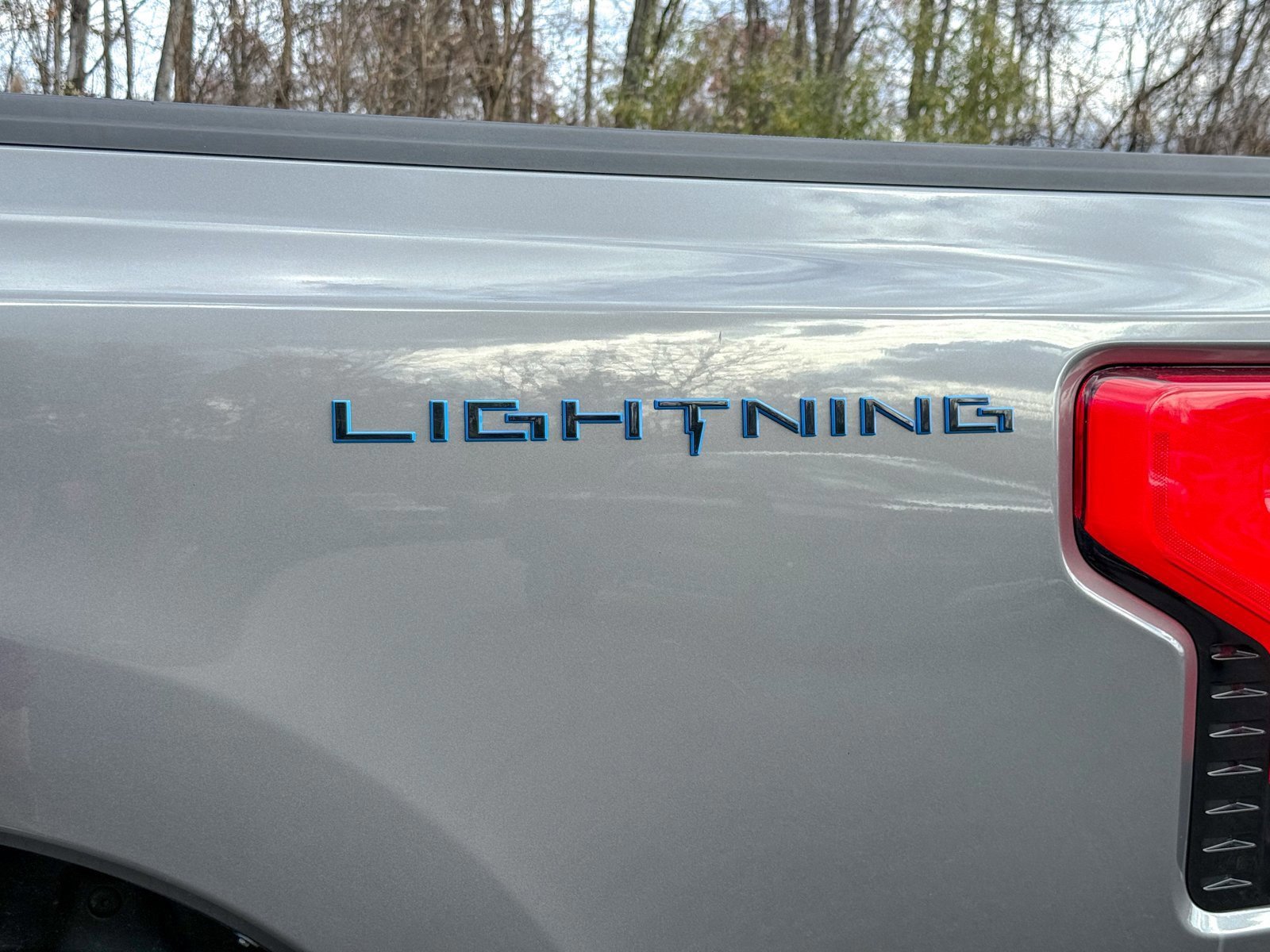Certified 2022 Ford F150 Lightning Lariat image 10