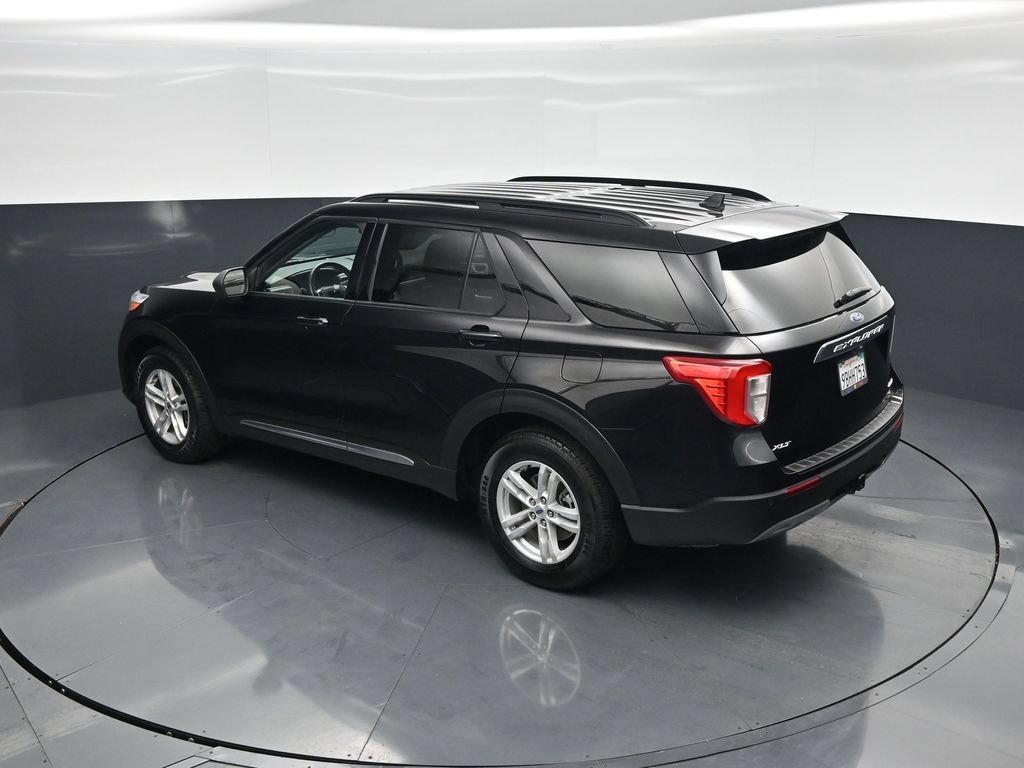 Certified 2022 Ford Explorer XLT AWD/4WD image 39