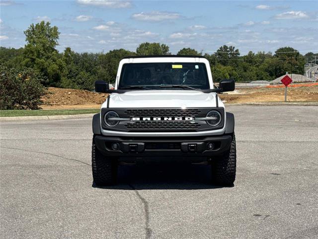Certified 2022 Ford Bronco Badlands w/ Sasquatch Package AWD/4WD image 2