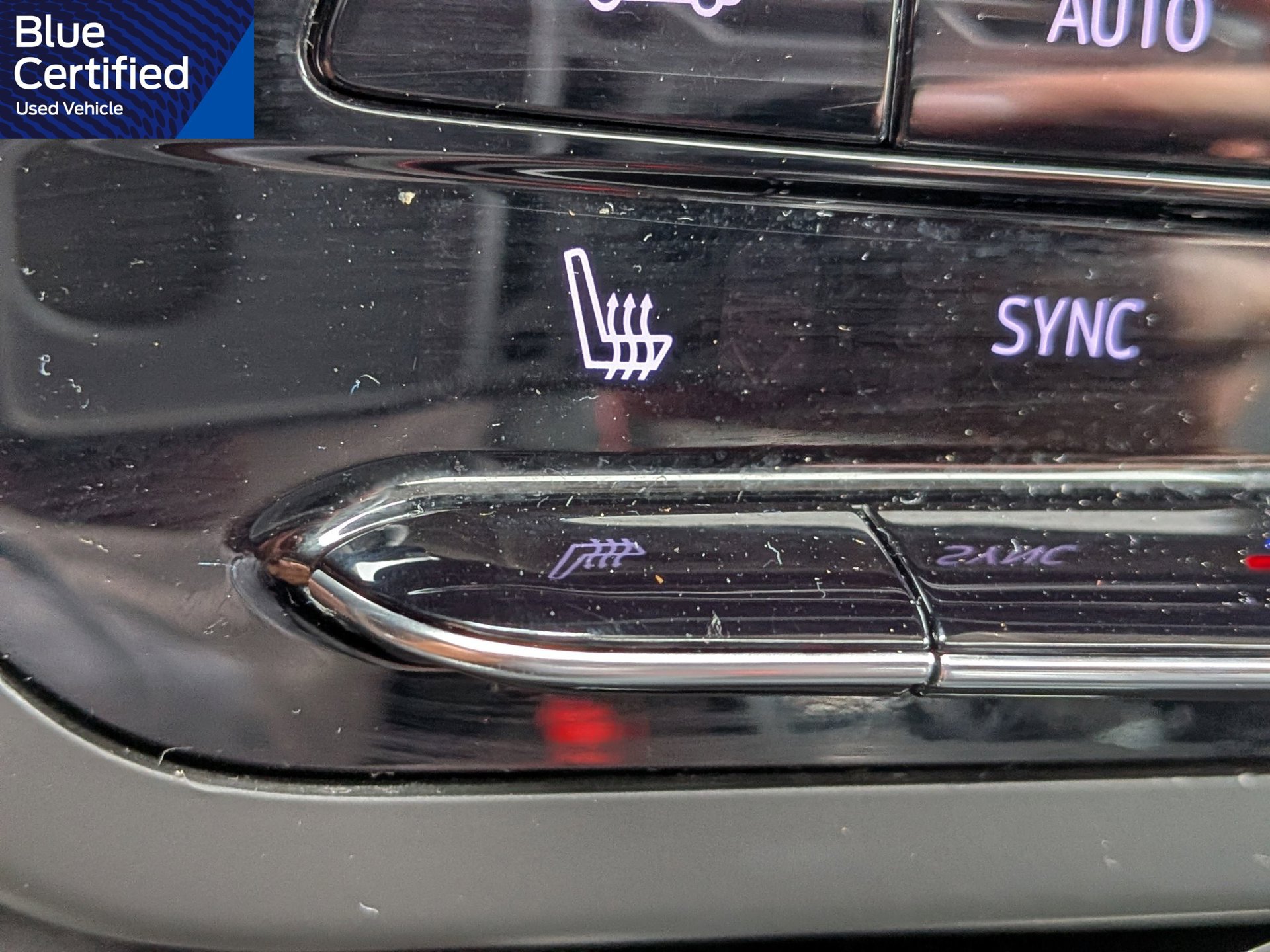 Used 2023 Buick Envision Essence w/ Sport Touring Package FWD image 28
