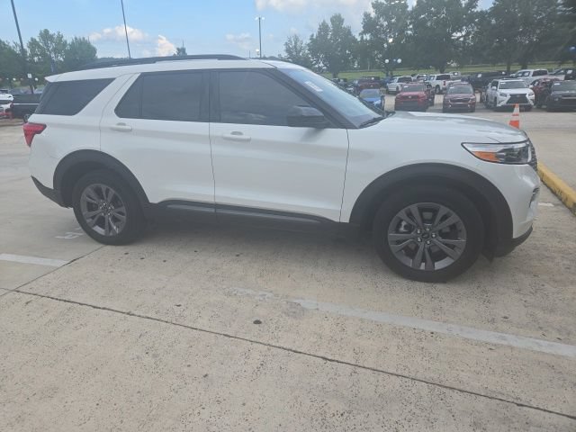 Certified 2024 Ford Explorer XLT w/ Equipment Group 202A AWD/4WD image 22