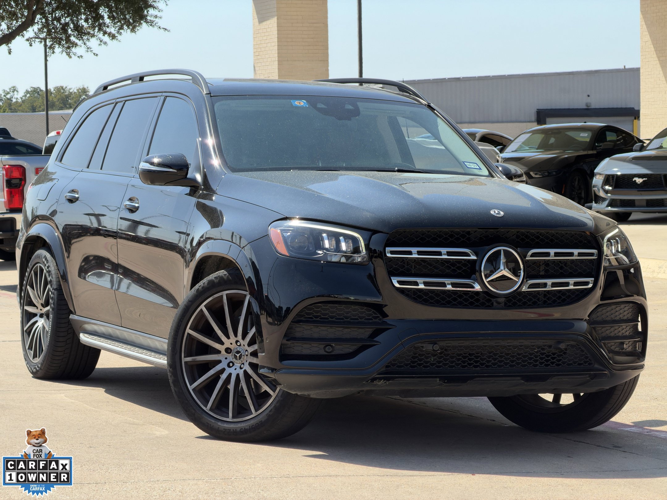 Used 2023 Mercedes-Benz GLS 450 4MATIC image 2