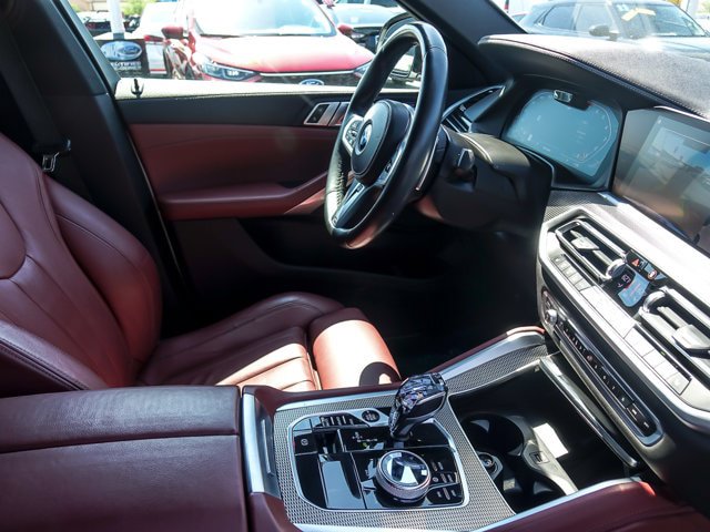 Used 2022 BMW X6 xDrive40i w/ Executive Package AWD/4WD image 30