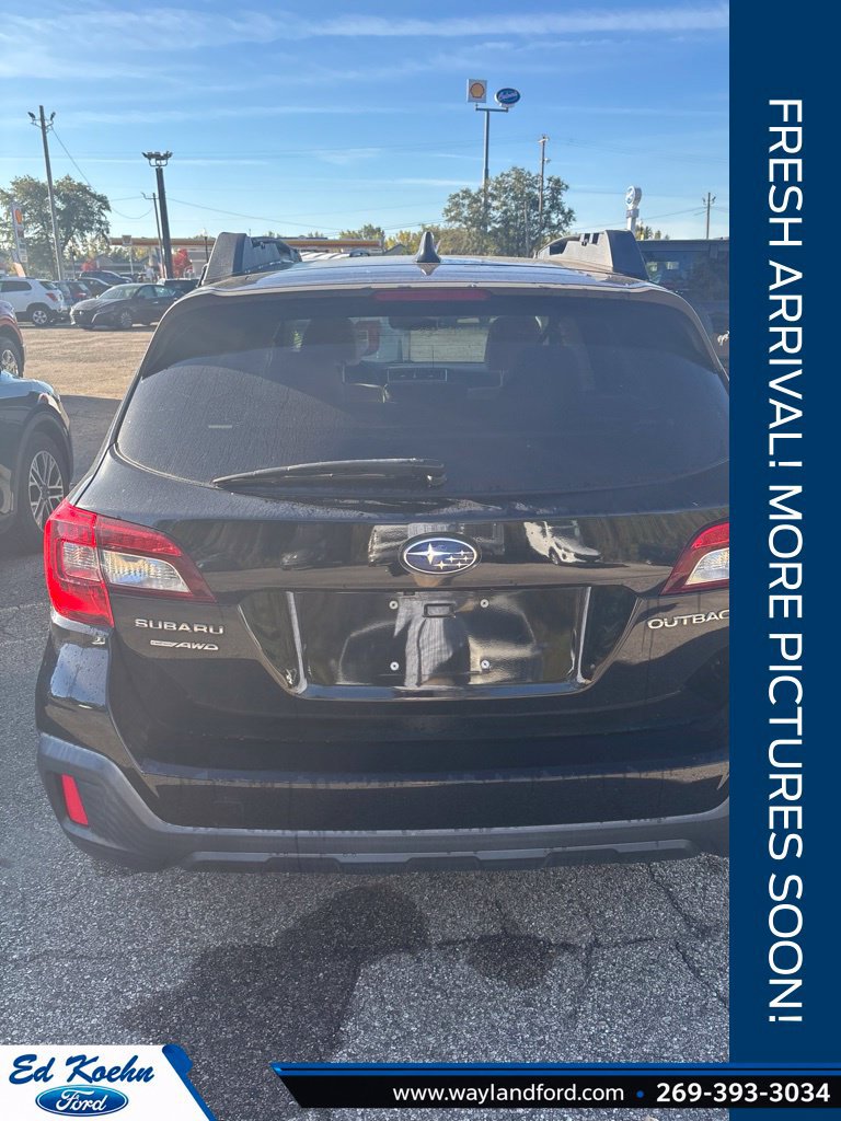 Used 2019 Subaru Outback 2.5i Premium AWD/4WD image 3