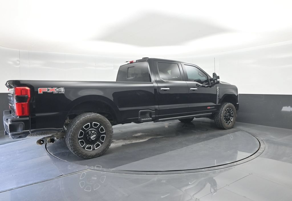 Certified 2024 Ford F350 Platinum w/ FX4 Off-Road Package AWD/4WD image 15