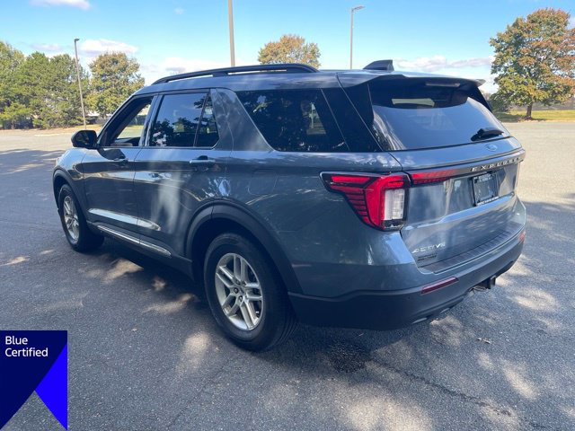 Certified 2025 Ford Explorer Active RWD image 3