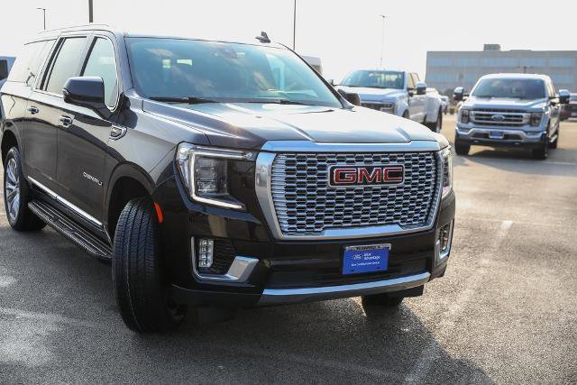 Used 2022 GMC Yukon XL Denali image 12