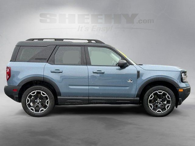 Certified 2025 Ford Bronco Sport Outer Banks w/ Outer Banks Tech Package+ AWD/4WD image 10