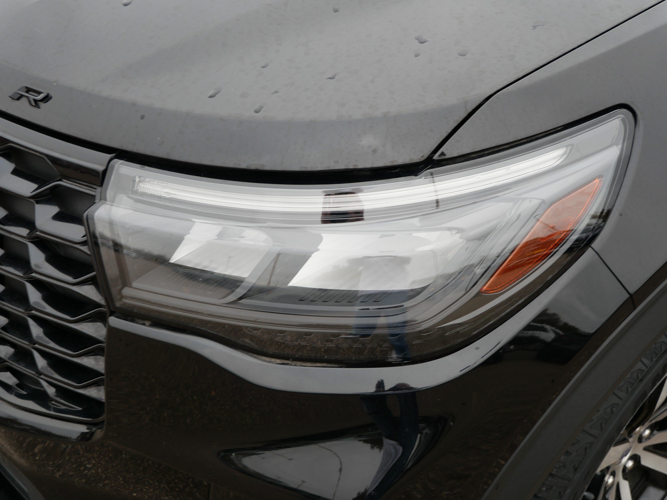 Certified 2025 Ford Explorer ST-Line AWD/4WD image 16