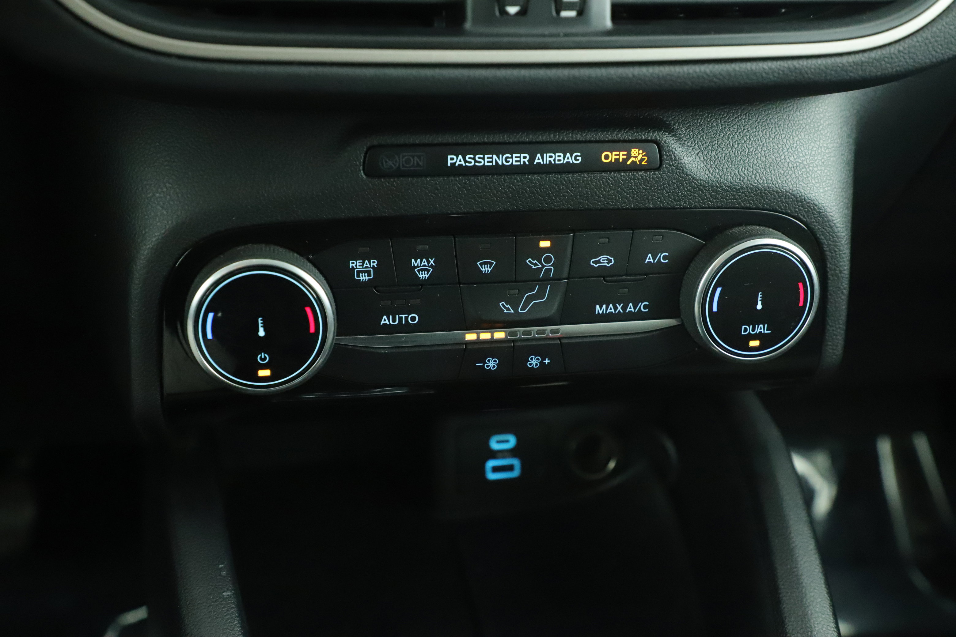 Certified 2022 Ford Escape SE image 8