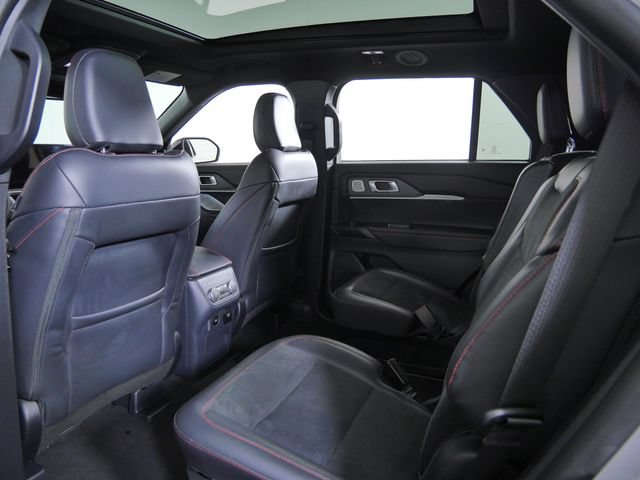 Certified 2026 Ford Explorer ST AWD/4WD image 18
