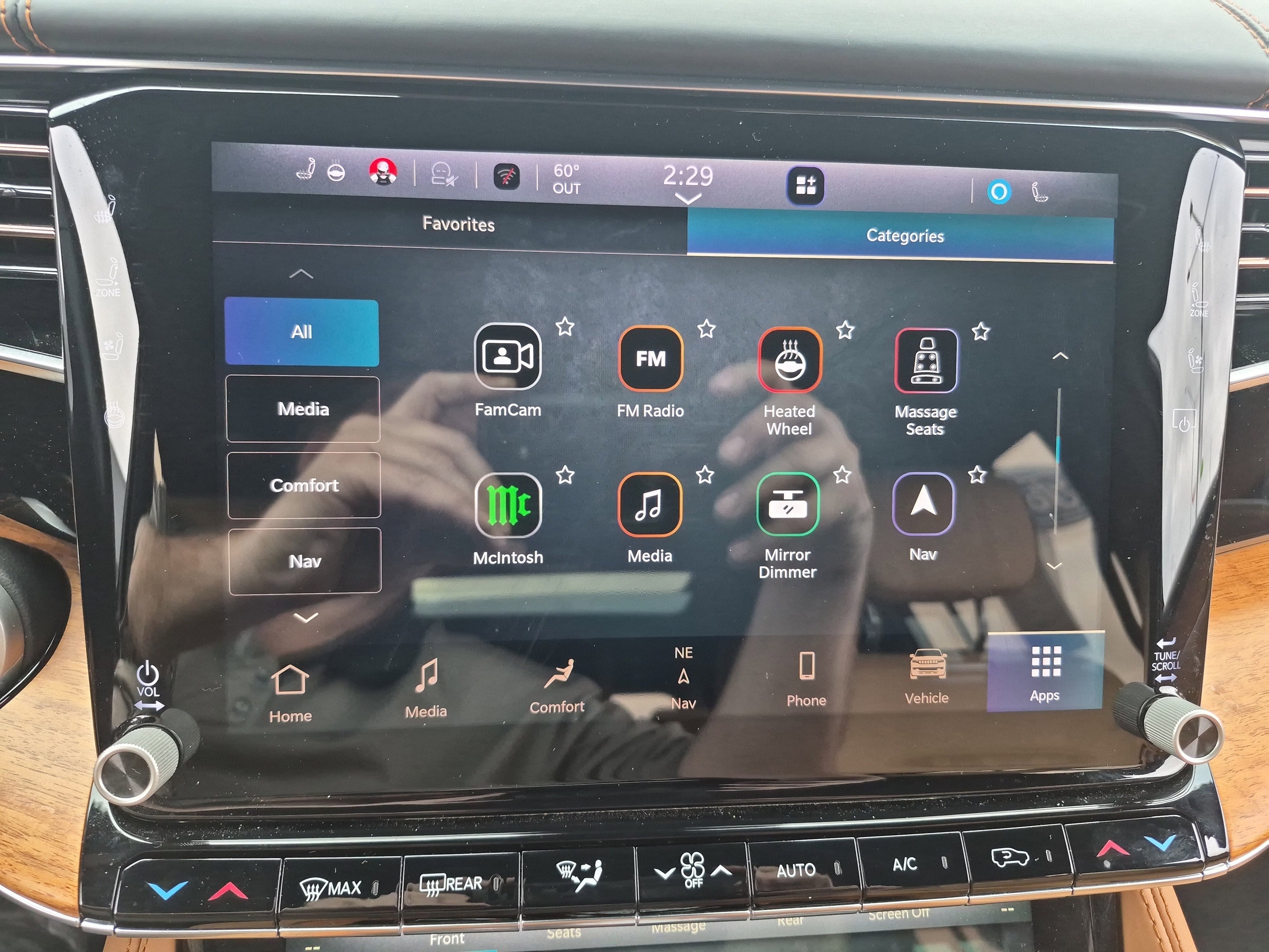 Used 2023 Jeep Grand Wagoneer L Series III image 42