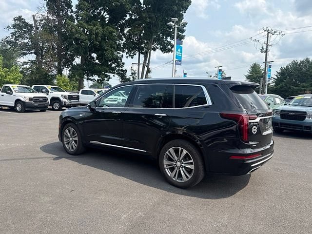 Used 2021 Cadillac XT6 Premium Luxury w/ LPO, Floor Liner Package AWD/4WD image 6